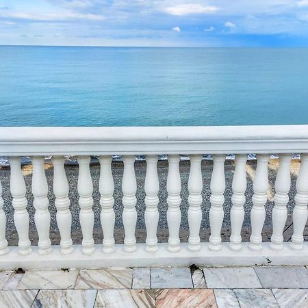 Hotel Tramonto Chakvi Bagian luar foto