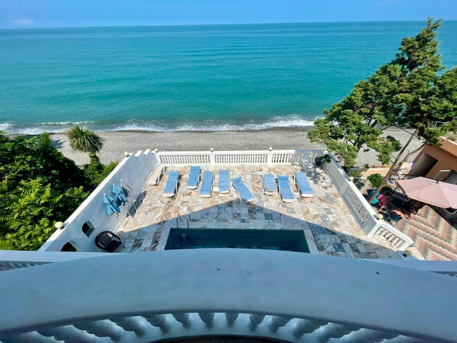 Hotel Tramonto Chakvi Bagian luar foto
